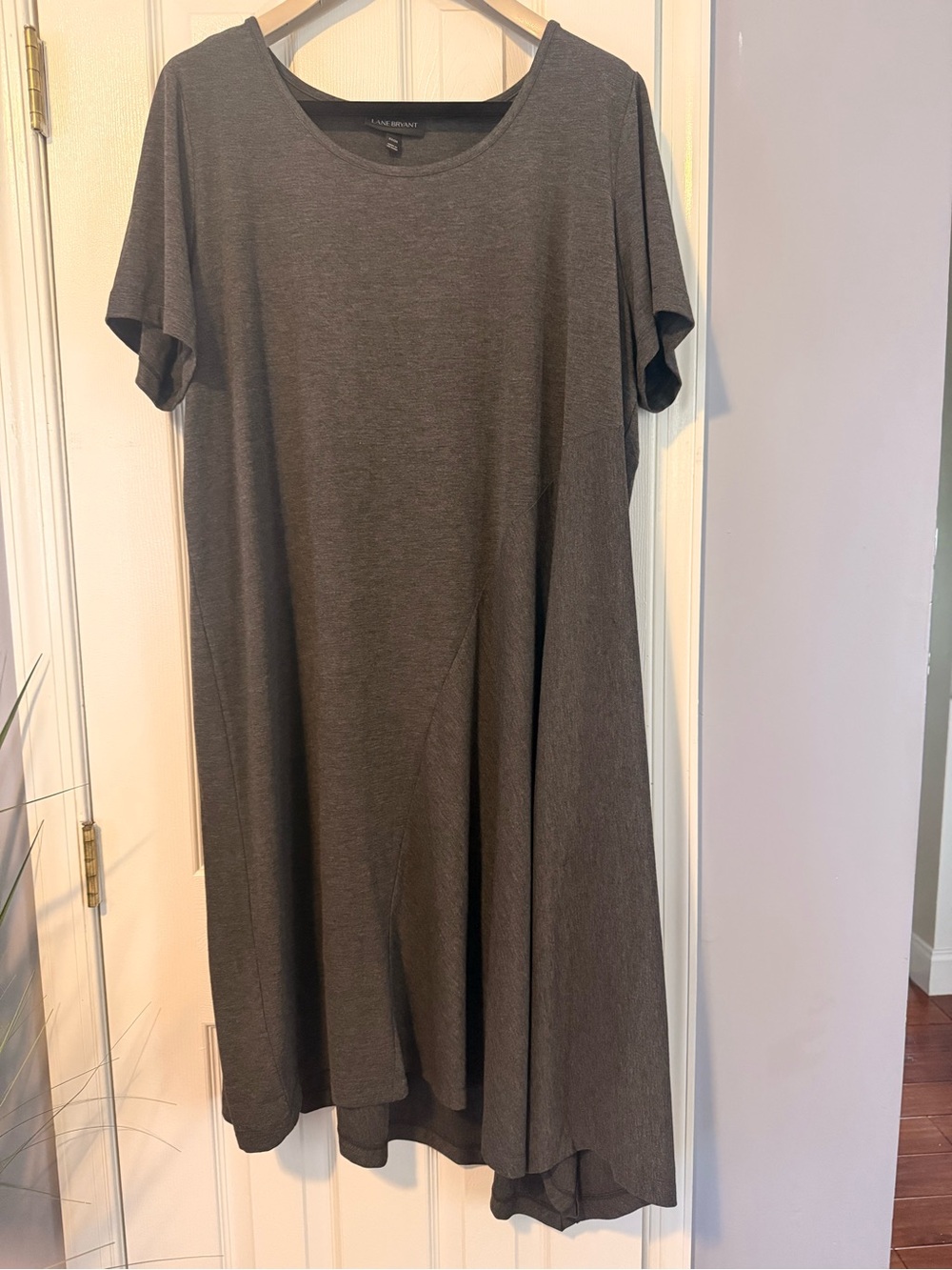 Lane Bryant Casual Short-Sleeve Midi Dress in Charcoal Gray